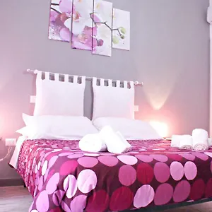 3* Alojamento de Acomodação e Pequeno-almoço Like Family House
